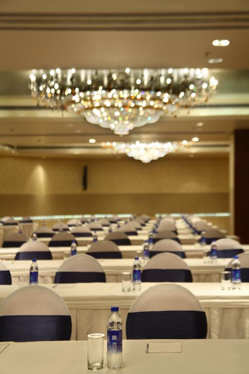 Hotel Mahagun Sarovar Portico Ghaziabad
